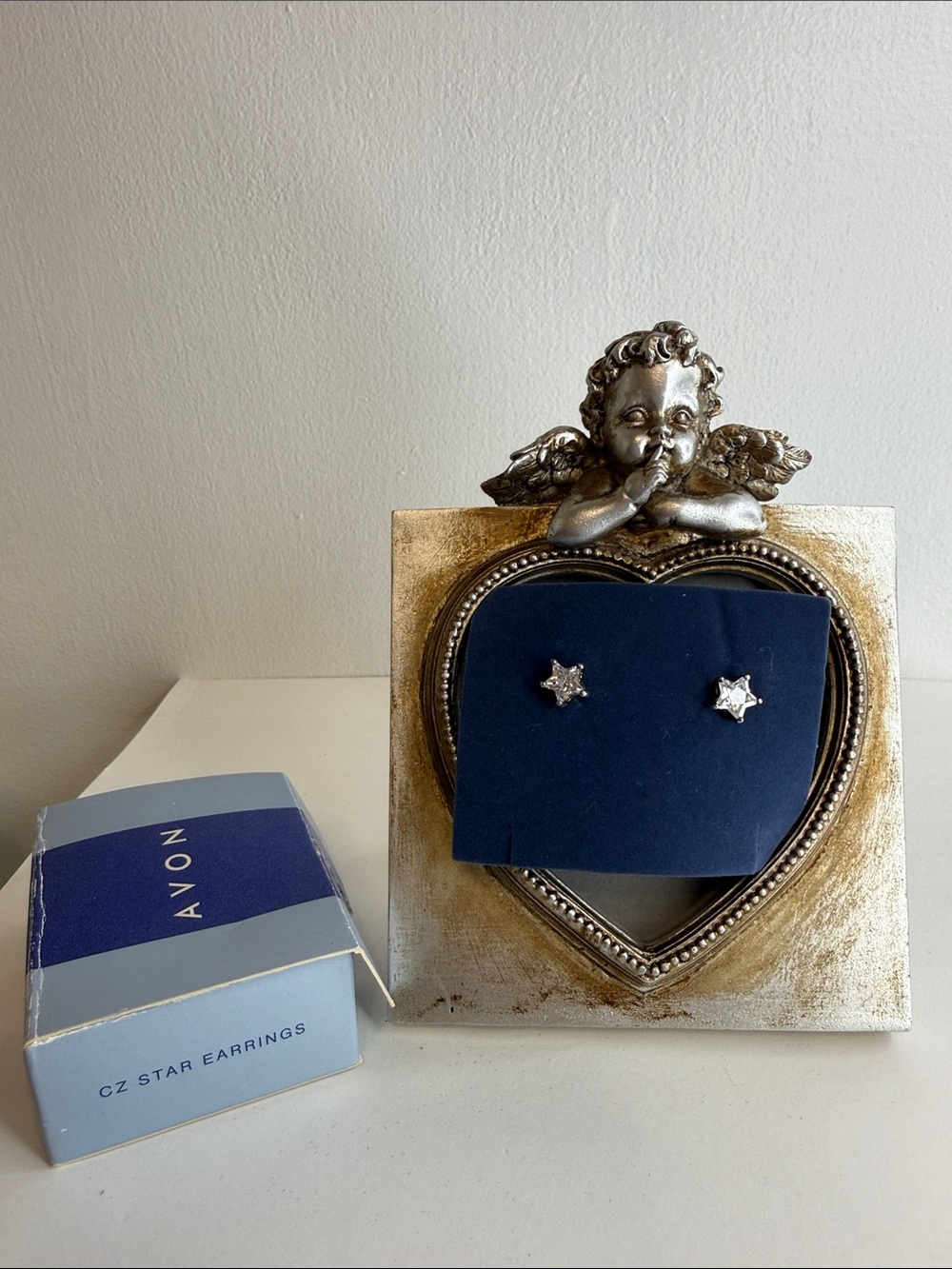 Vintage Avon (2003) CZ star earrings pierced